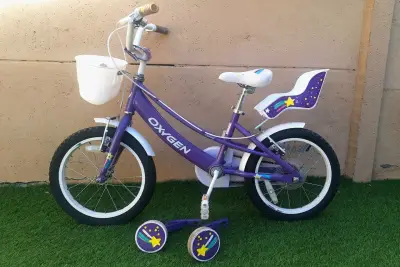 Bicicleta infantil Oxygen morada con ruedas de apoyo - miniatura 2