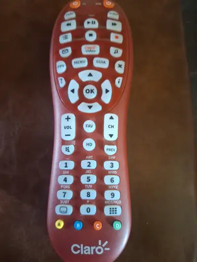 control remoto universal Claro Hogar (modelo rojo) - miniatura 1