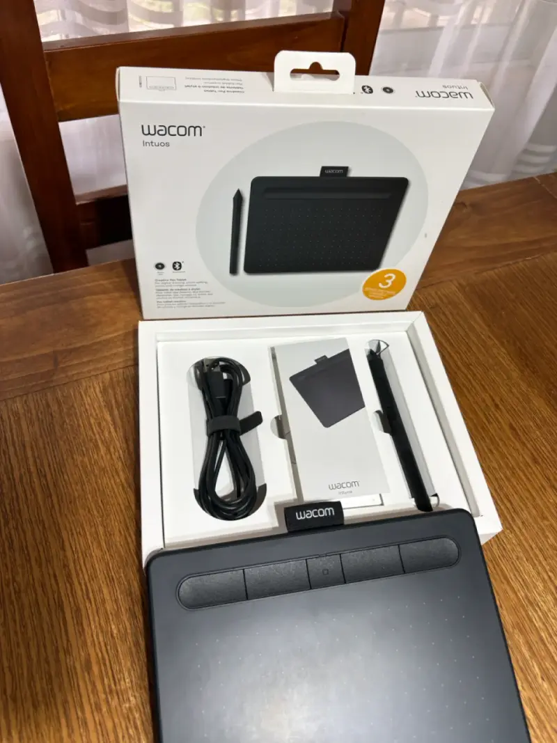 Tableta gráfica Wacom Intuos con Bluetooth - 3