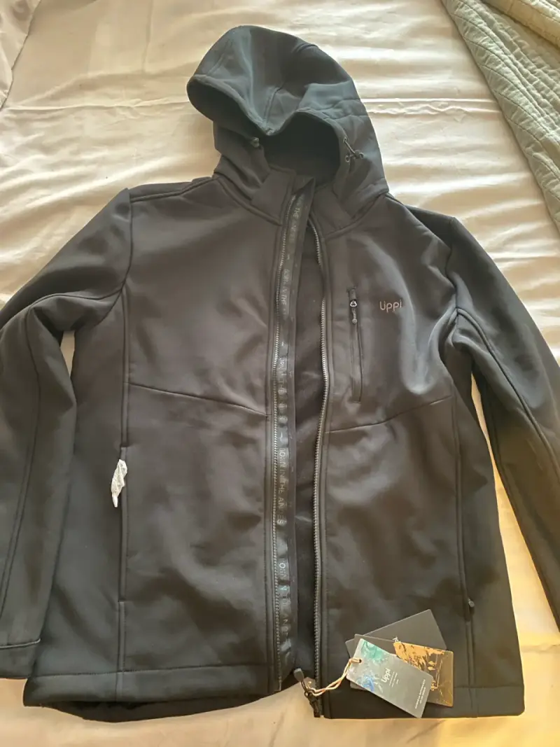 Chaqueta LIPPI softshell negra con capucha - 1