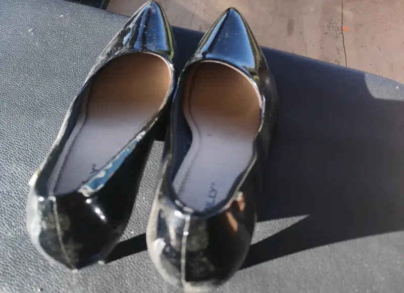 Zapatos de charol negro para mujer - 2