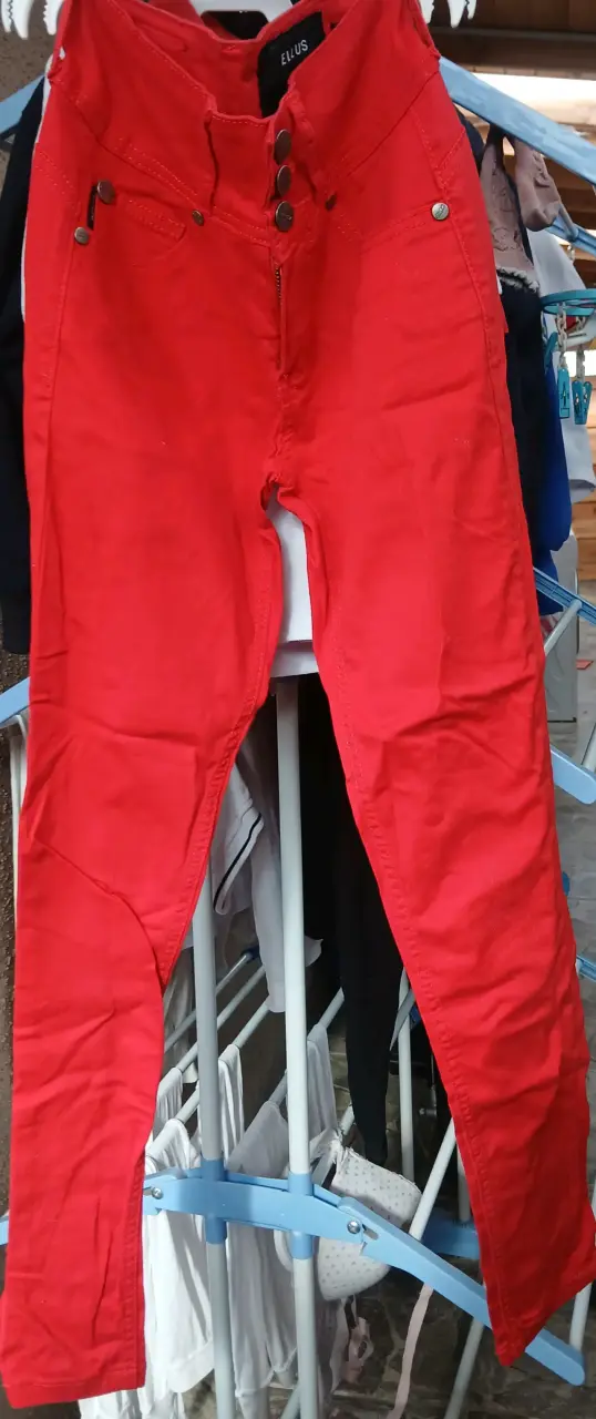 Pantalones rojos de mujer Ellus - 1