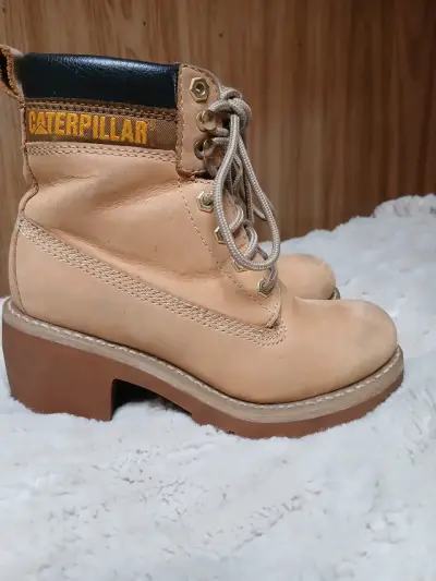 Botas Caterpillar beige - miniatura 3