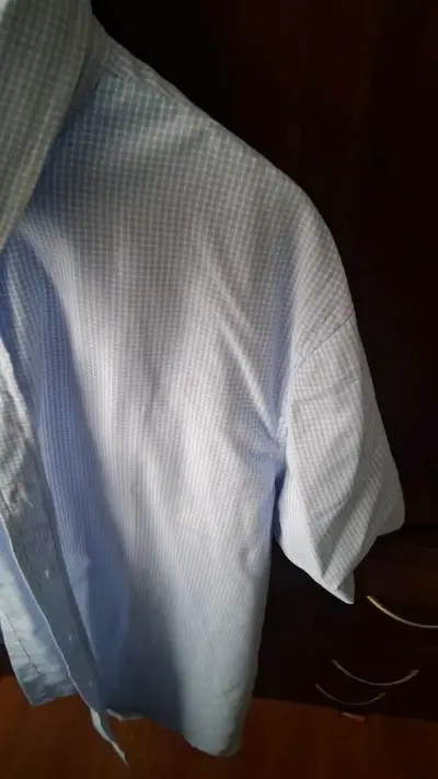 Camisa de vestir celeste manga corta para hombre - miniatura 4