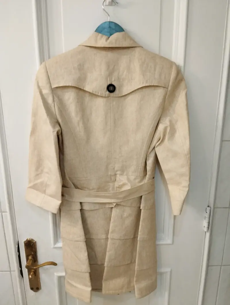 Vestido blazer beige Liola con cinturón - 2