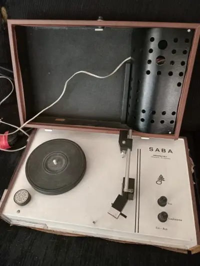 Reproductor 45 vintage Saba Mirastar 180 T - miniatura 3