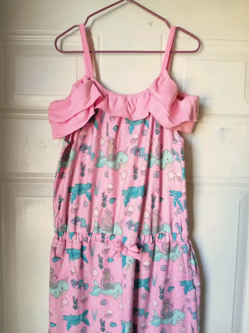 Enterito infantil rosado con estampado de sirenas, - 2