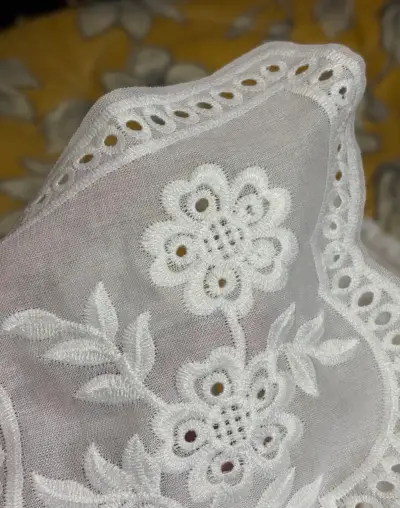 2 Cuellos de encaje blanco bordado floral - miniatura 3