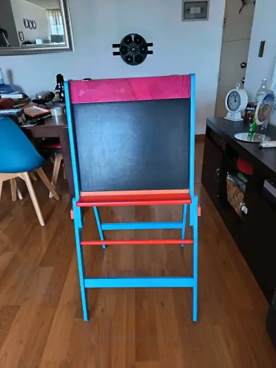 Pizarra infantil doble cara colorida - miniatura 1