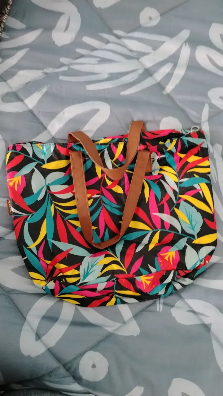 Bolso tote estampado tropical colorido