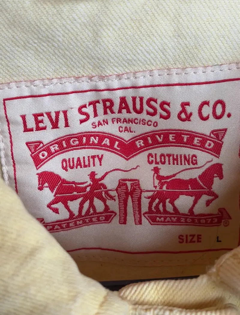 Chaqueta Levi's amarilla - 6