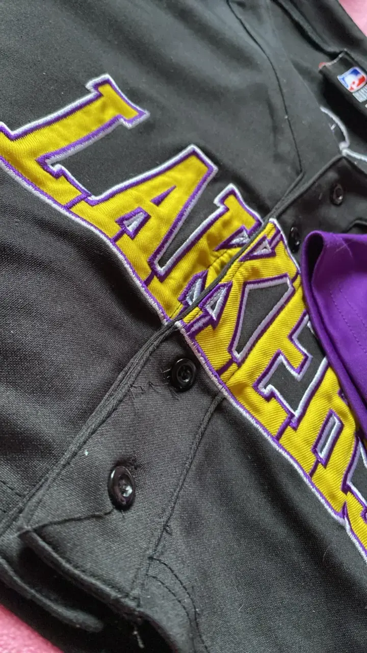 Chaqueta NBA Lakers negra y morada - 4