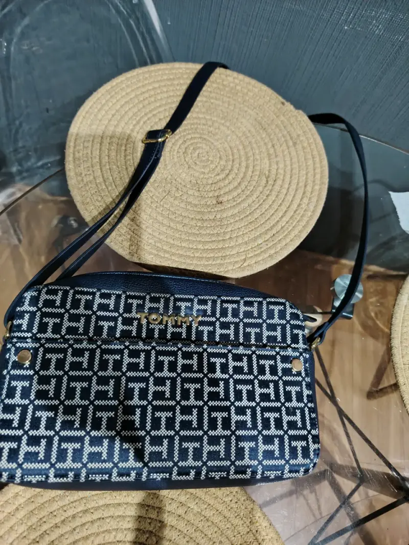 Cartera Tommy original - 3