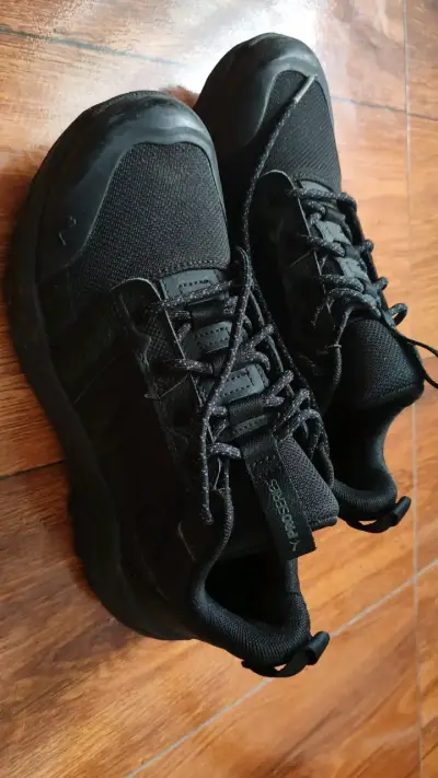 Zapatillas deportivas negras para hombre - miniatura 1
