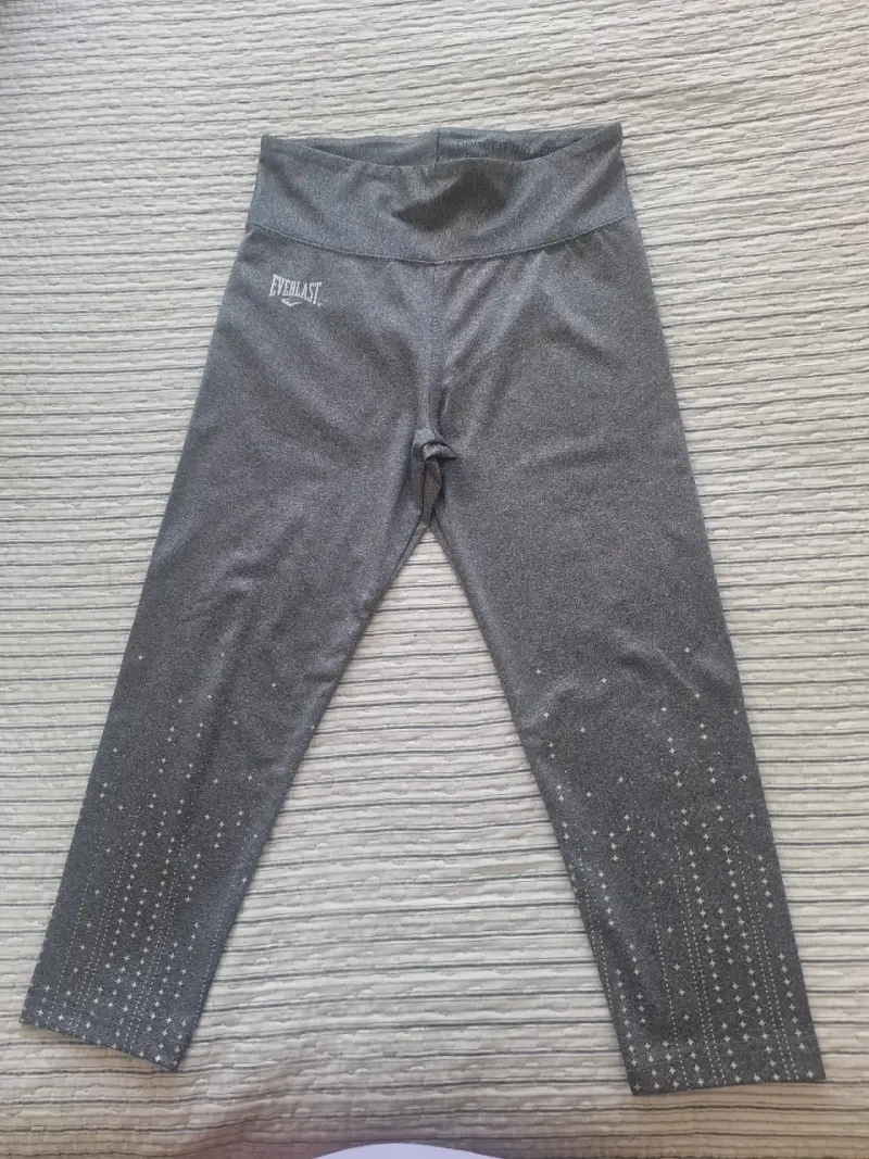 Leggings deportivos Everlast gris con diseño de estrellas - 2