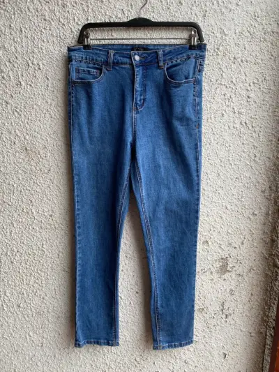 Jeans azul clásico para mujer MARCA IO - miniatura 1