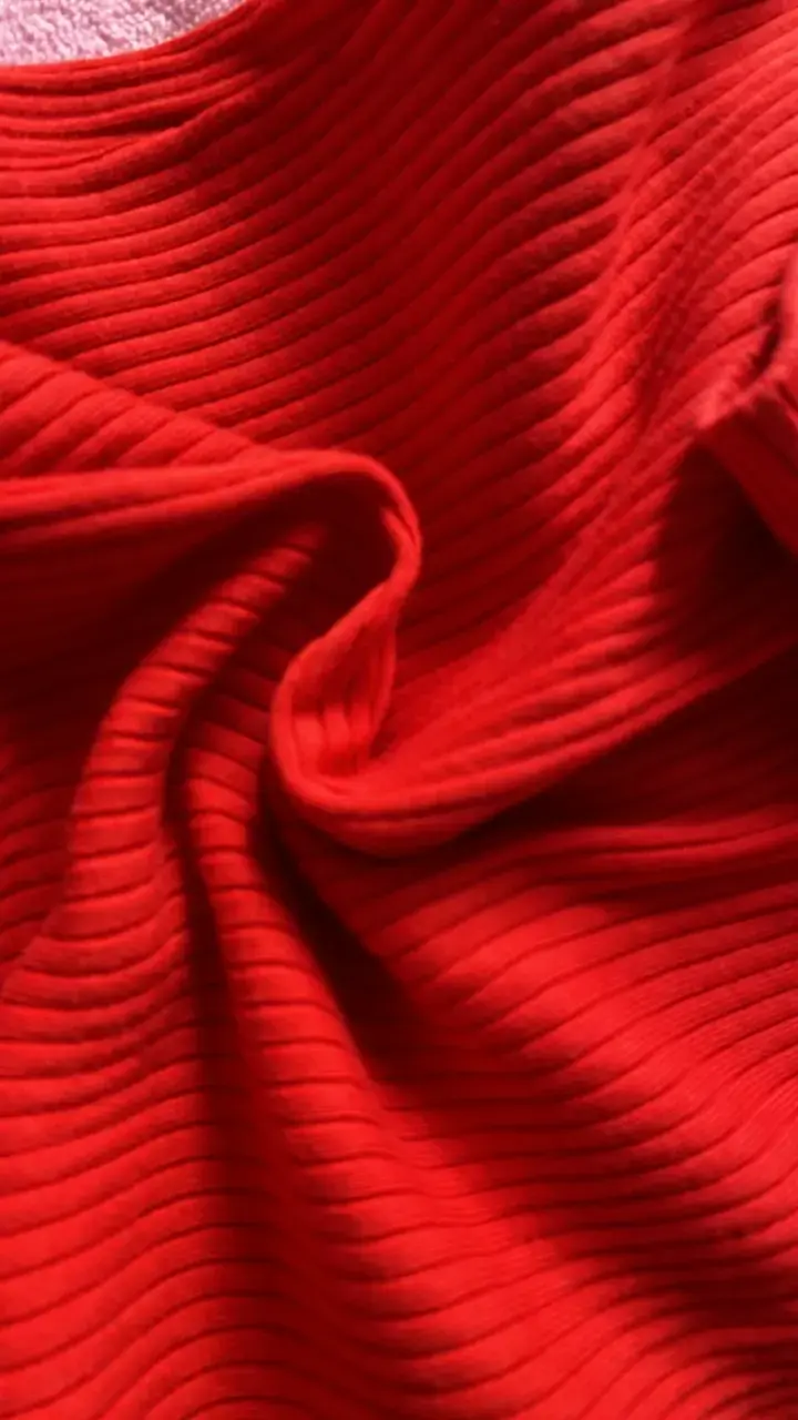 Suéter rojo de punto para mujer - 4