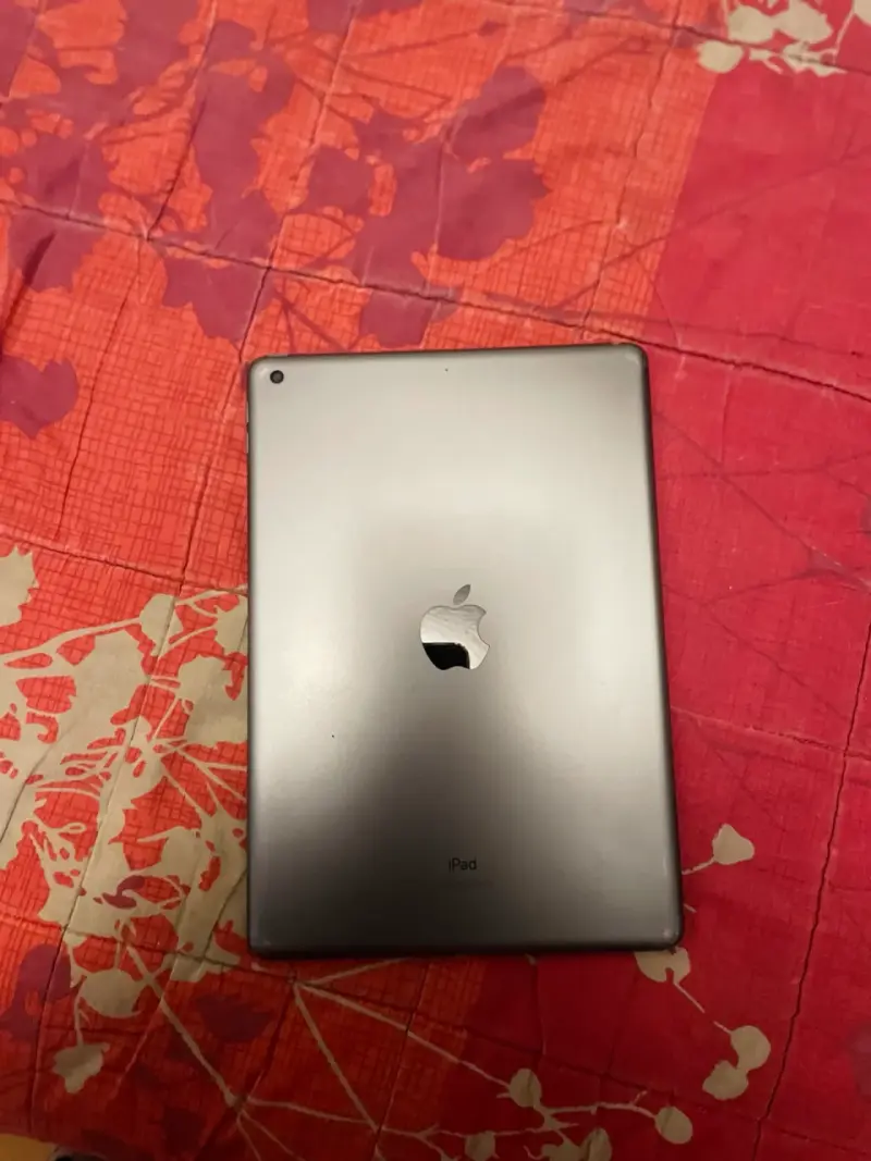 Tablet Apple iPad con caja original - 3