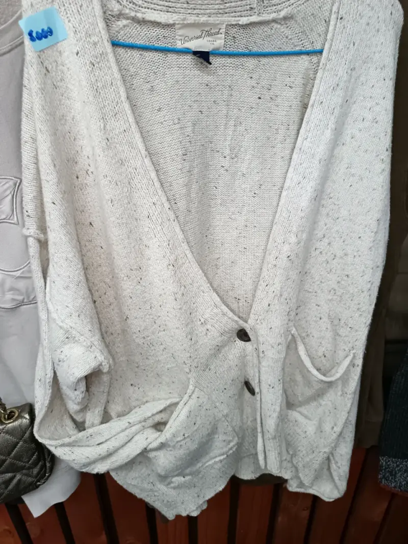 Cárdigan de punto beige con bolsillos Universal Thread
