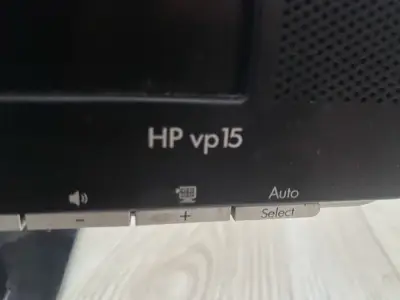 Monitor HP vp15 en buen estado - miniatura 3