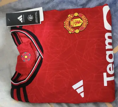 Camiseta de futbol nuevas - miniatura 2