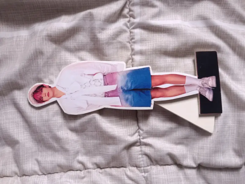 Figura de cartón de seungmin miniatura straykids