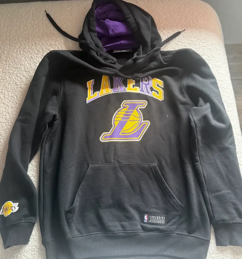 Polerón con capucha Lakers negro y morado - 1