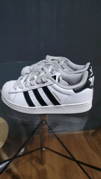 Zapatillas Adidas Superstar blancas clásicas - miniatura 2