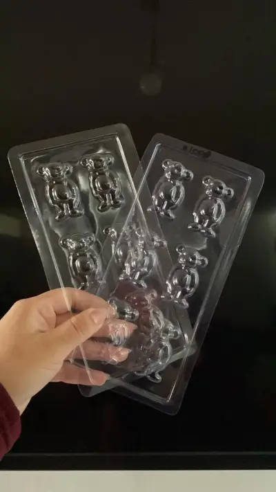 Moldes de chocolate en forma diferentes - miniatura 2