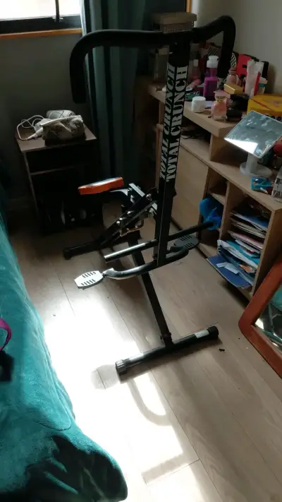 Máquina de ejercicios Total Crunch para tonificación - miniatura 1