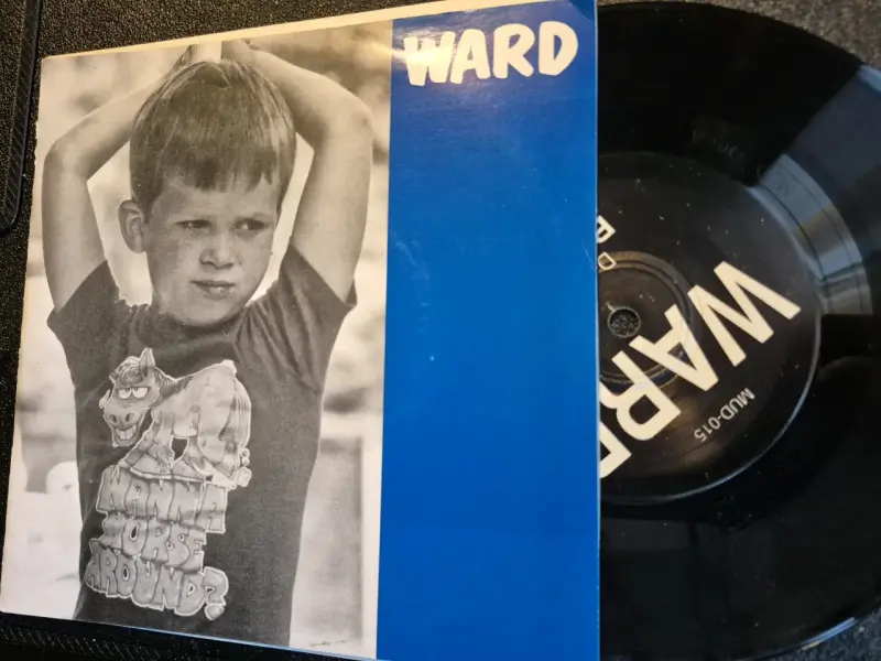 Vinilo Ward con portada vintage