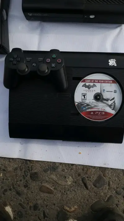 Consola de videojuegos con control y juego incluido - miniatura 2