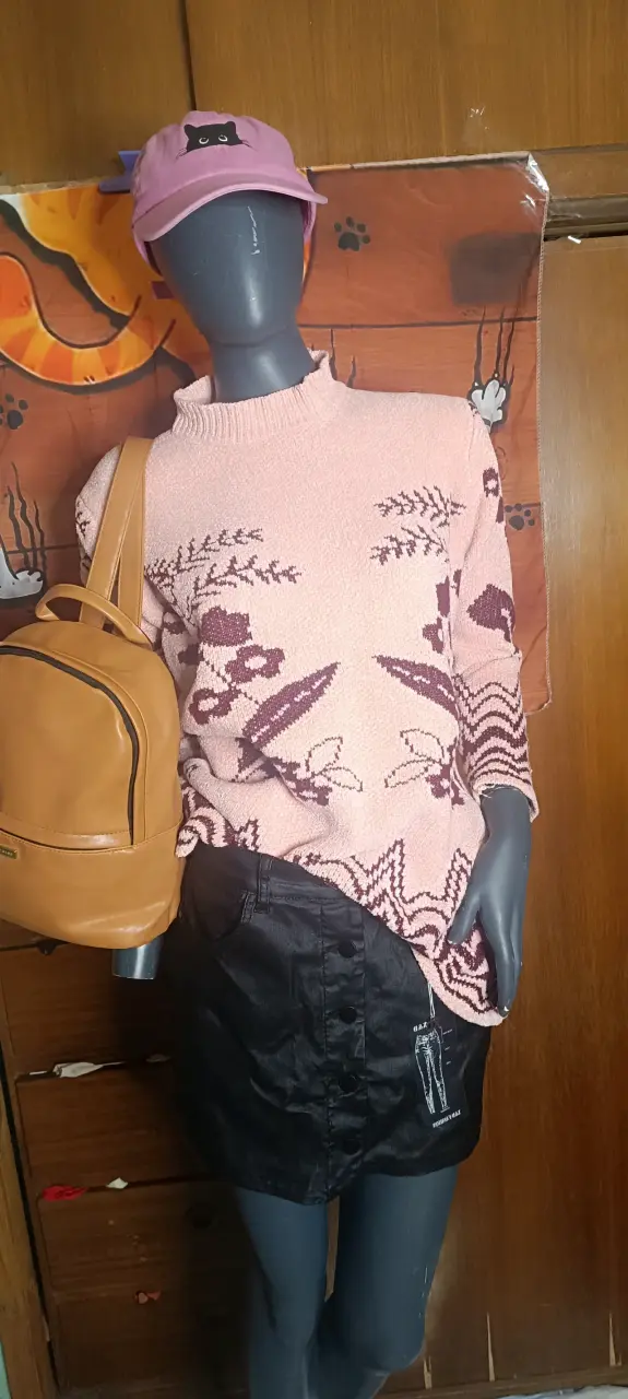 Sweater rosado con diseño floral para mujer - 3