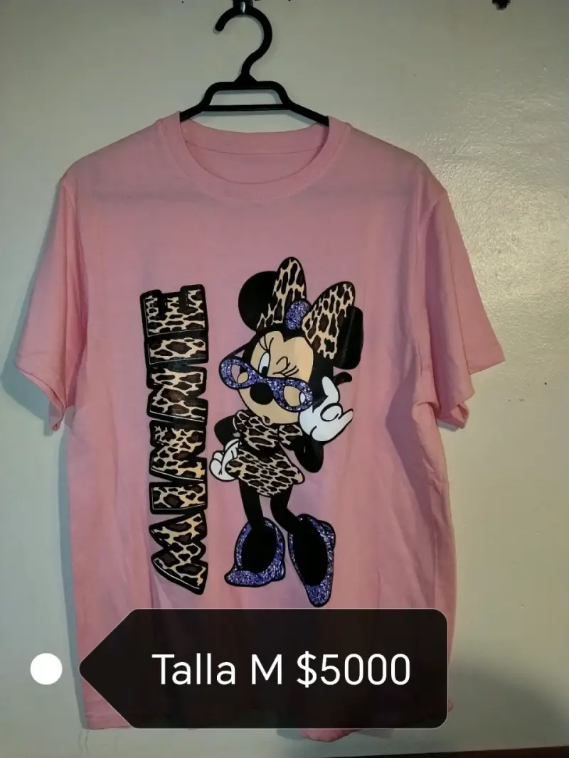 Polera rosa Minnie Mouse con estampado leopardo - 1