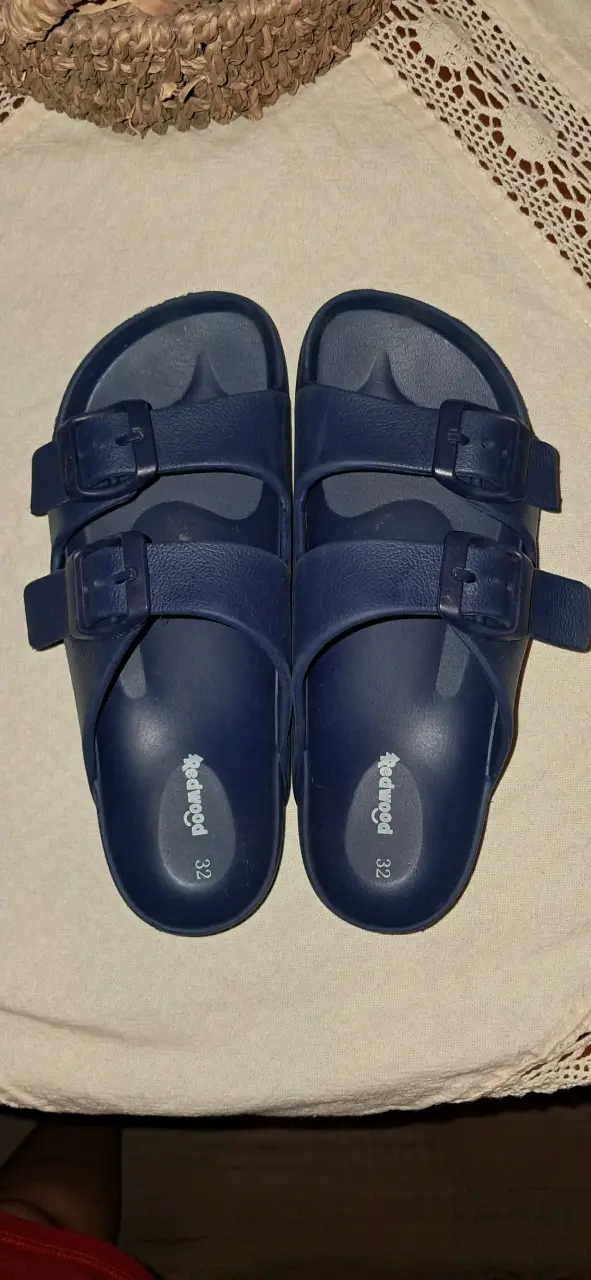Sandalias azul marino para niños - 1