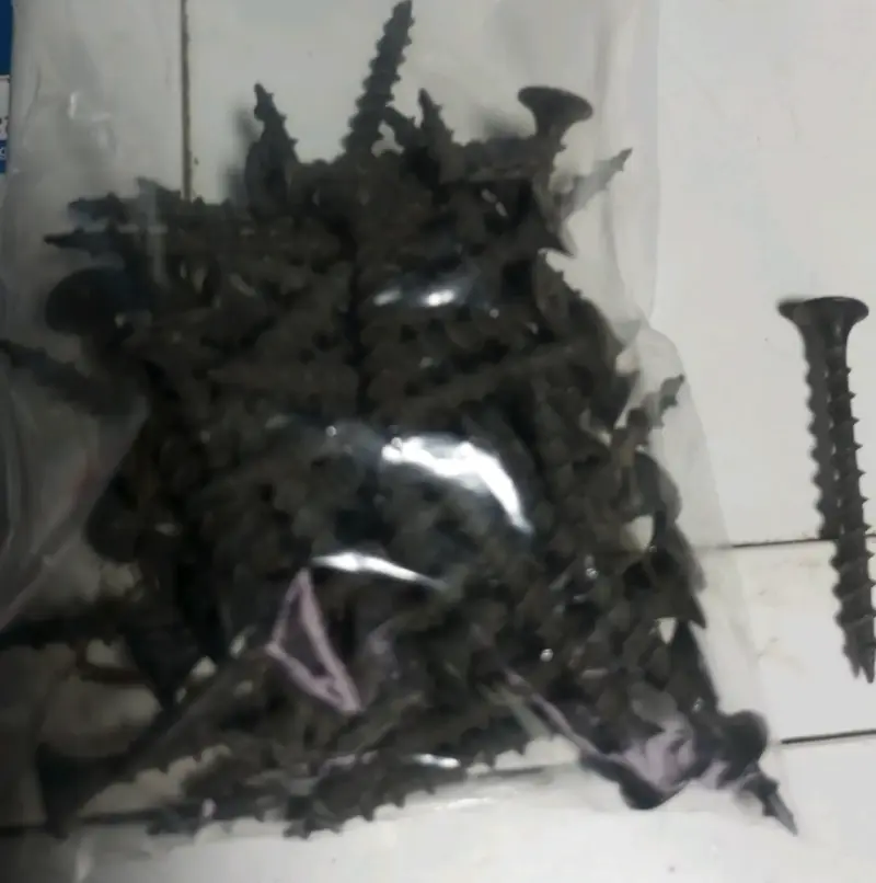 Tornillos para madera negros 1 bolsa 100 unidades - 2