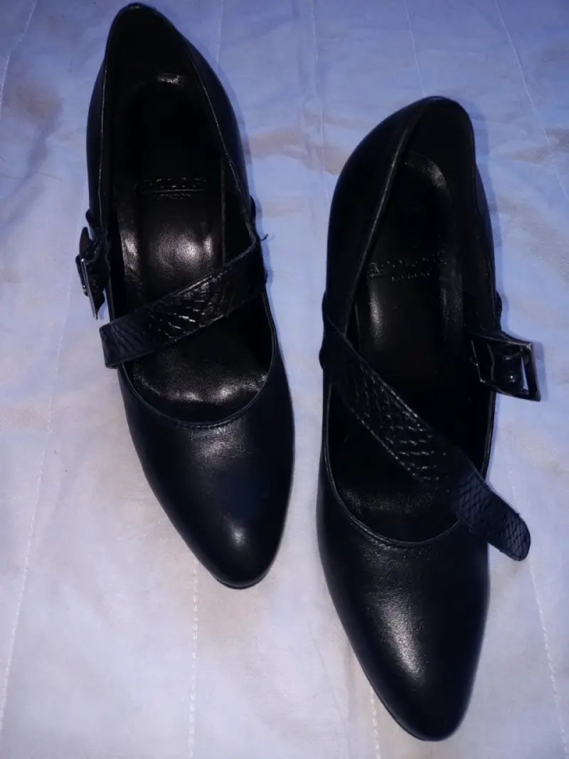 Zapatos de tacón negro - 1