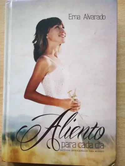 Libro 'Aliento para cada día' de Erna Alvarado - miniatura 1