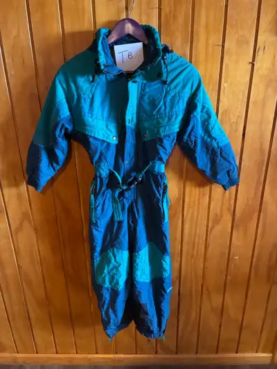 Enterito de esquí talla 8 marca Decathlon - miniatura 1