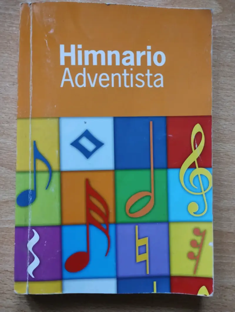 Himnario Adventista en buen estado