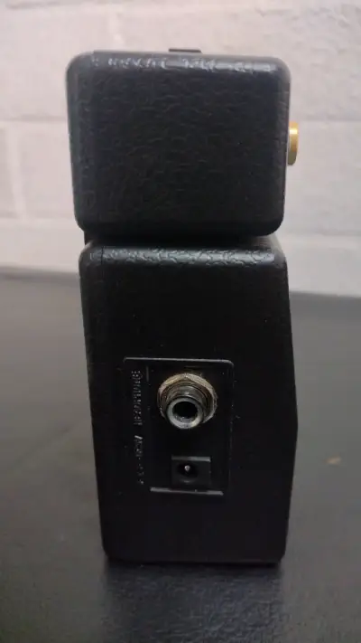 Amplificador Marshall MS-2 Micro Negro - miniatura 4