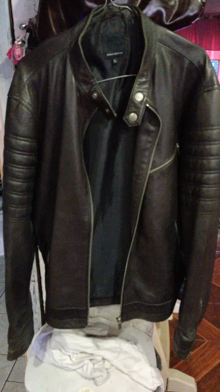 Chaqueta de cuero negra estilo motociclista - 1