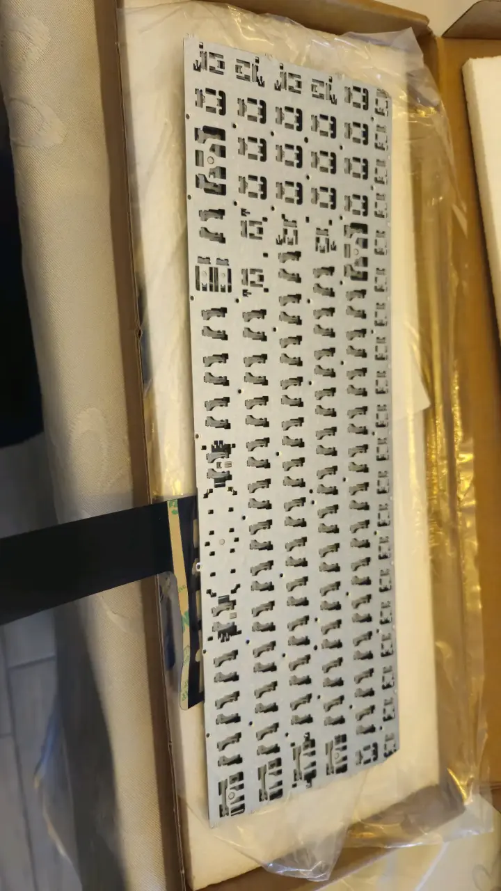 Teclado Lenovo IdeaPad Slim 3 15IAH8,15IAN8,15AMN8 - 2