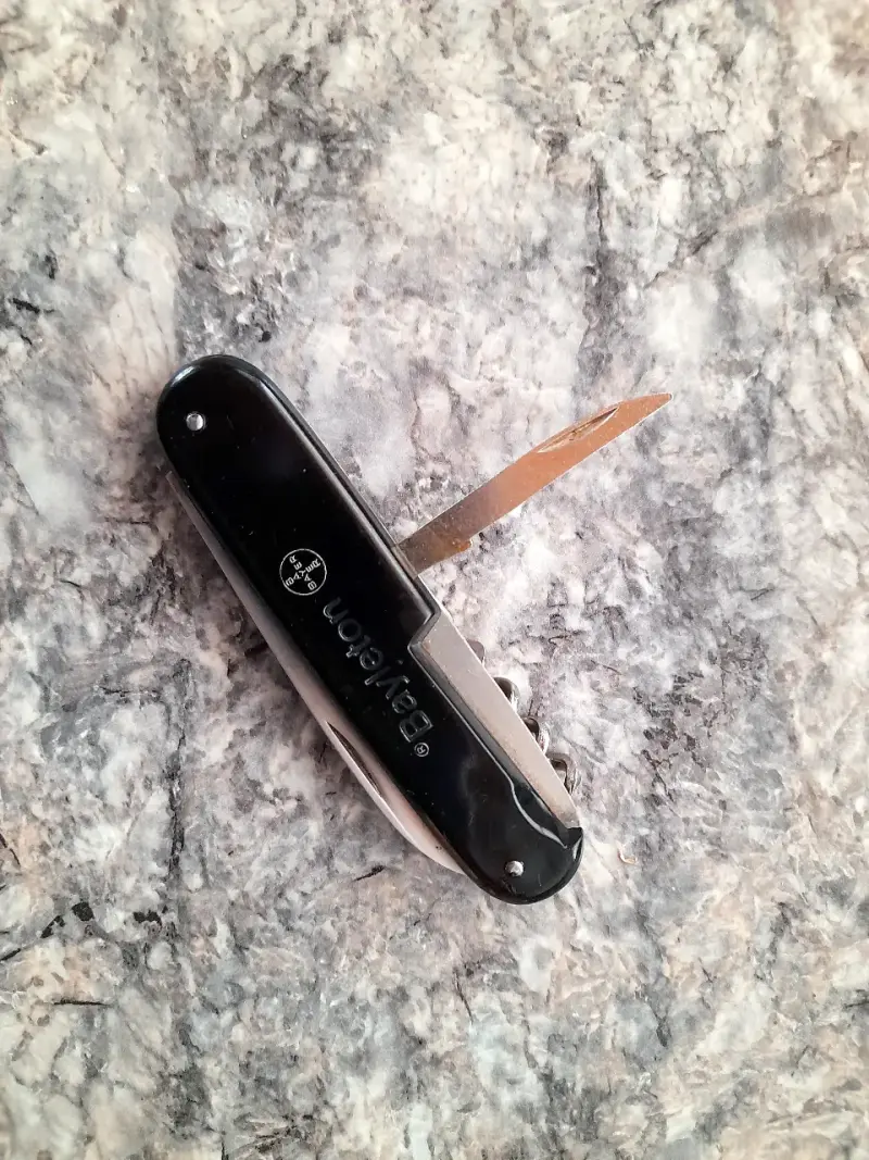 Navaja multiusos Victorinox negra - 4