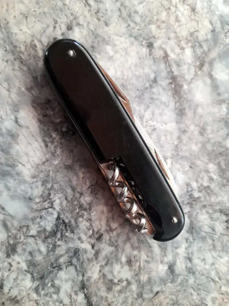 Navaja multiusos Victorinox negra - 6
