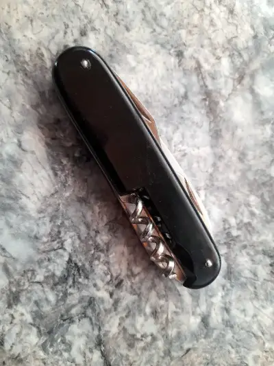 Navaja multiusos Victorinox negra - miniatura 6
