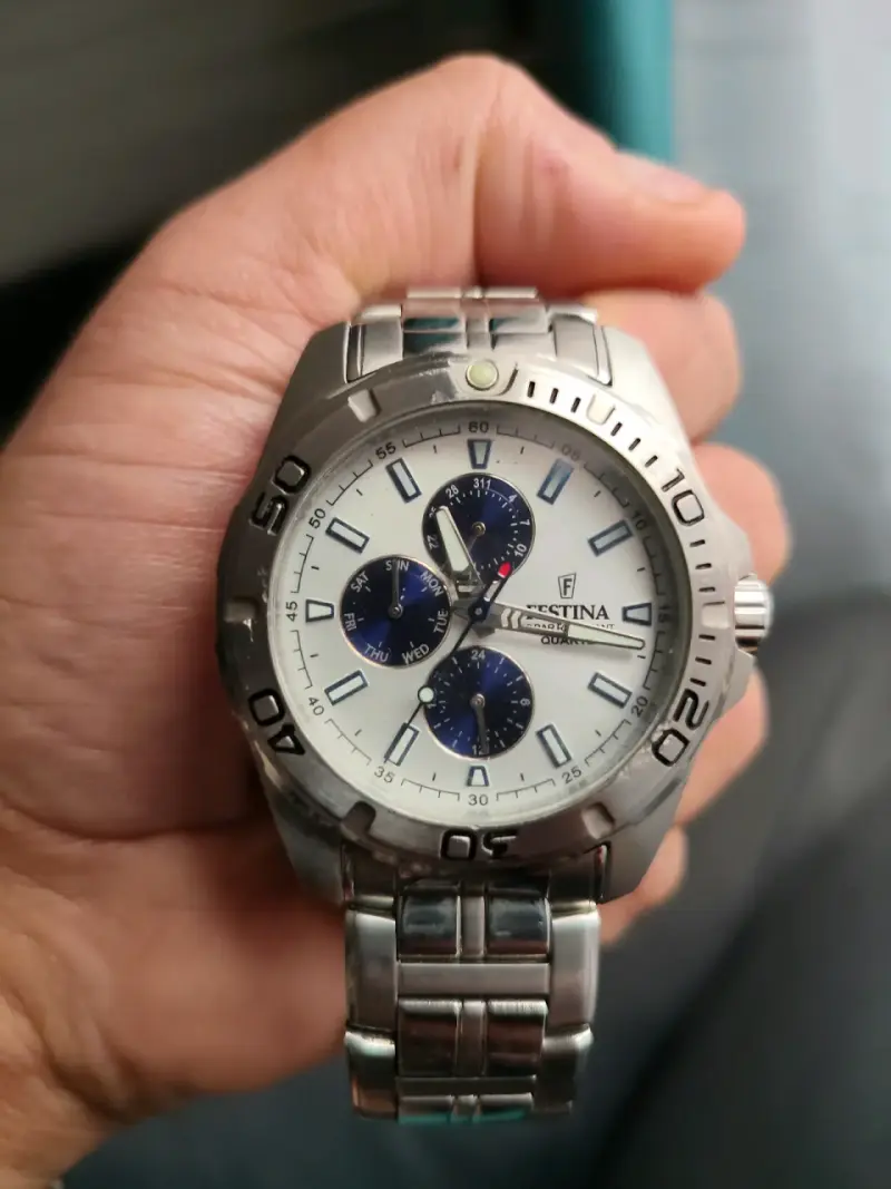 Reloj Festina cronógrafo de acero inoxidable - 1