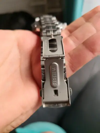 Reloj Festina cronógrafo de acero inoxidable - miniatura 3