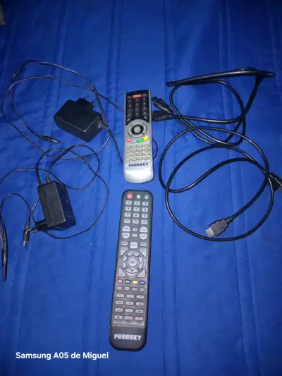 Decodificador TV  Satelital Freesky digital Viark - miniatura 2