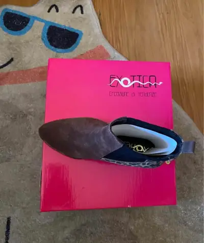 Botines de cuero marca exótica - miniatura 2